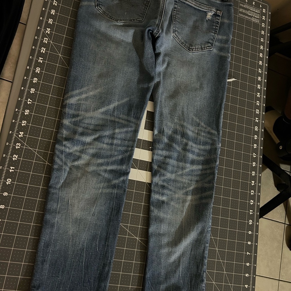 American Eagle Outfitters Ripped Indigo Skinny Jeans - Picture 7 of 10